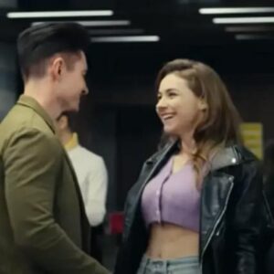 Ho sorpreso mio marito con la sua amante all'aeroporto e ho deciso di seguirli a Parigi