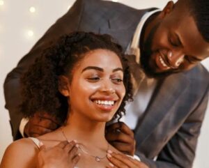 Il linguaggio d’amore del Capricorno spiegato: cosa li fa davvero sentire amati