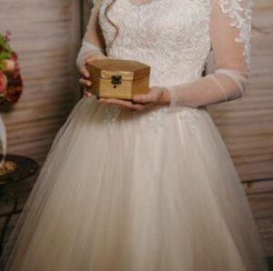 La ex moglie di mio marito mi ha vietato di partecipare al matrimonio di mio figliastro, che stava finanziando lei — se solo avessi saputo cosa stava per succedere.