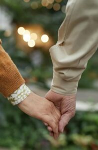 Pochi giorni prima del nostro matrimonio, il mio fidanzato è partito per una "vacanza di chiusura" con la sua ex.