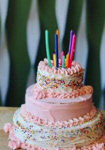 Mio figlio ha detto che non voleva il nonno alla sua festa di compleanno—poi ho scoperto il perché