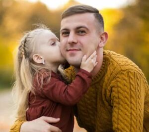 Mia cognata ha fatto un test del DNA a mia figlia di nascosto — Quando ho scoperto il motivo, ho preso le distanze da mio fratello.