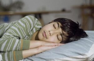 Mio figlio ha parlato del suo patrigno nel sonno: quello che ho sentito mi ha sconvolto il mondo.