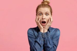 Credeva di conoscere la sua migliore amica — Finché un segreto non ha rischiato di distruggere il suo matrimonio e ogni suo ricordo