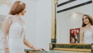 "Non Sposare Mio Padre", Mi Sussurrò Prima del Matrimonio – Quello Che Mi Ha Dato Ha Cambiato Tutto