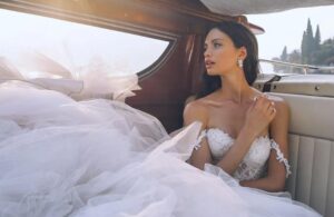 Il mio fidanzato ha annunciato una "speciale tradizione di famiglia" per il nostro matrimonio. Quando sono arrivata e l'ho vista, sono impallidita.