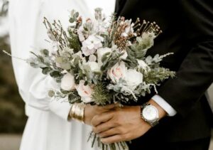 Mia madre ha cacciato mio marito dal suo brunch di compleanno perché è «solo un idraulico»