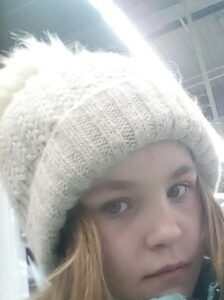 Una bambina scomparve mentre andava a scuola. Otto anni dopo, un elettricista scoprì un segreto sconvolgente in una casa.