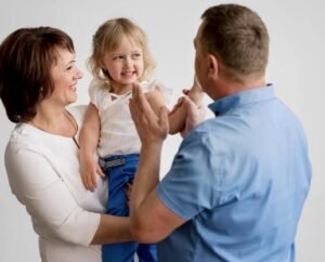 «Il sangue non può essere estraneo» – «Portalo in un orfanotrofio o me ne vado! E io voglio un nostro figlio», ringhiò il marito.