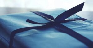 Mio padre mi ha cresciuta da solo dopo che mia madre se n’è andata, ma 15 anni dopo lei mi ha scritto: «Sono pronta a dirti la verità»