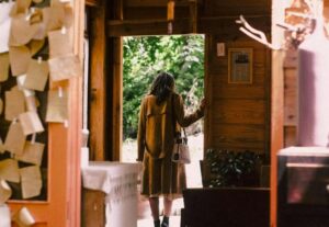 Mia nuora ha abbandonato sua figlia – 16 anni dopo è tornata con una richiesta assurda