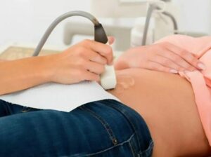 Ho raccontato a mio marito della tanto attesa gravidanza e ho scoperto all’improvviso che era sterile: abbiamo deciso di fare un test del DNA e siamo rimasti scioccati dal risultato…