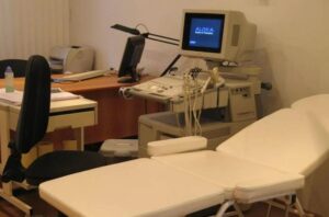 Come una giovane infermiera di 24 anni ha realizzato l’ultimo desiderio di un miliardario di 85 anni prima della sua morte