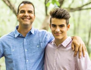 La mia famiglia pretendeva i soldi del fondo universitario di mio figlio defunto. Ho detto: “Va bene, ma a una condizione sola…