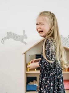 Disse al passeggero di spostarsi in modo che suo figlio potesse sedersi al posto vicino al finestrino; un attimo dopo il pilota uscì dalla cabina di pilotaggio e disse qualcosa che non si aspettava...