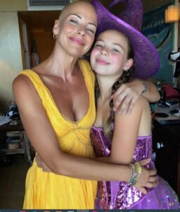 Mia madre mi cucì un vestito di Halloween pochi giorni prima di morire – quello che le è successo minuti prima della festa è stato imperdonabile.