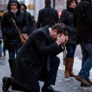 Ha dimenticato il loro anniversario di matrimonio per consolare il suo "migliore amico" e, invece dei fiori, ha dato alla moglie malata i documenti per il divorzio... Non sapeva che le restavano altri 6 mesi di vita!