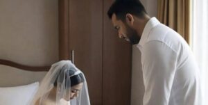 Nel giorno del mio matrimonio tutto sembrava muoversi su binari perfetti, come se la realtà avesse deciso di non fare deviazioni.