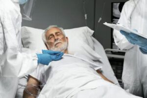 I medici non erano riusciti a rianimare il miliardario per dieci anni... finché il povero bambino non fece qualcosa che nessuno si aspettava.