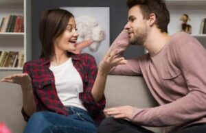 «Tu sei invecchiata, mentre io sono ancora un’aquila», mi disse mio marito durante la cena. E in quell’istante capii con una chiarezza dolorosa che non potevo più continuare a vivere così