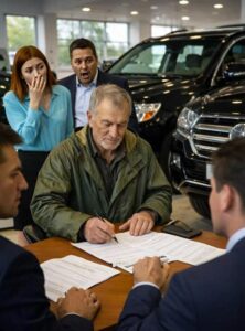 "Vattene via da qui! Questa è una concessionaria di auto di lusso per persone perbene", disse il direttore all'anziano signore con abiti e stivali sporchi; ma nel giro di pochi minuti impallidì per l'accaduto.