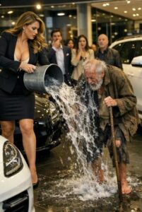 Lei ha schizzato dell'acqua sul mendicante... Il giorno dopo lui ha comprato la concessionaria d'auto!