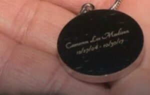 Il mio ciondolo perduto tornato dopo sei anni – e il segreto che ha cambiato tutto