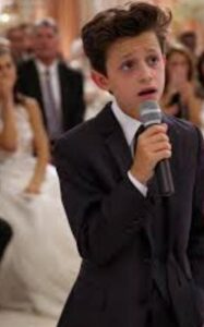 Adottai un bambino silenzioso dopo aver perso i miei figli. Non avrei mai immaginato che, il giorno del mio matrimonio, proprio quel bambino avrebbe parlato per la prima volta… e avrebbe distrutto ogni certezza che avevo costruito sulla persona che stavo per sposare.