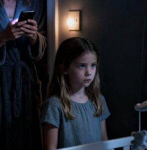 “Non è al sicuro…” — La notte in cui mia figlia mi salvò